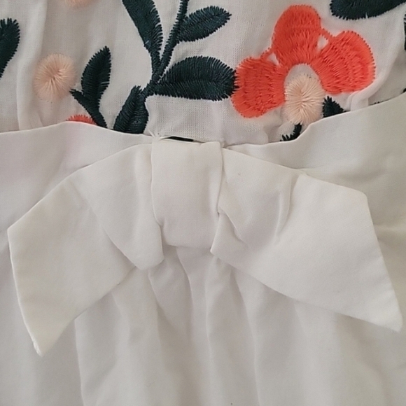 JANIE AND JACK  Floral Jumpsuit Size 4 - Picture 10 of 16